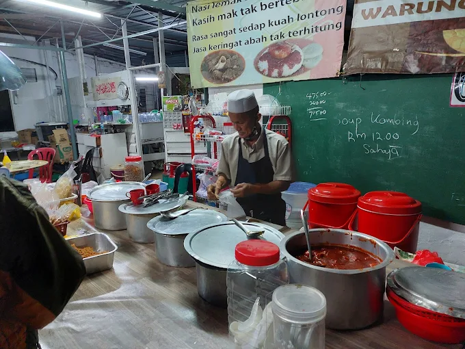 Warung Mak Abah - 15 Kedai Sarapan Pagi di Benut Hidden Gem! Warung Mak Abah