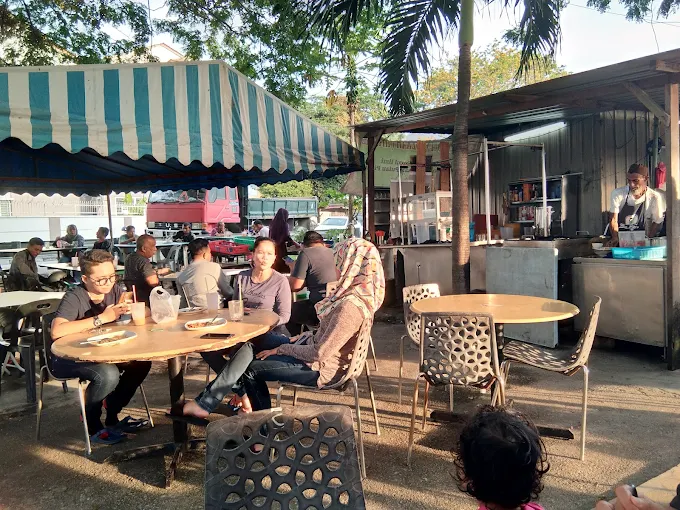 Din Pitchay Roti Canai - 13 Kedai Sarapan Pagi Bayan Lepas | Alamat, Harga & Hidangan Istimewa Din Pitchay Roti Canai - 13 Kedai Sarapan Pagi Bayan Lepas | Alamat, Harga & Hidangan Istimewa
