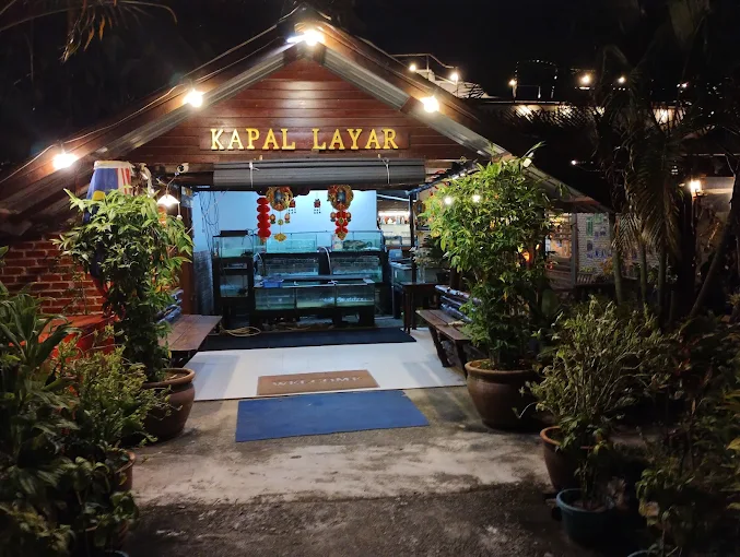 Kapal Layar Restaurant - 15 Kedai Makan Malam Langkawi | Alamat, Harga & Hidangan Istimewa Kapal Layar Restaurant