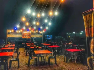 Makan Malam Kota Sarang Semut