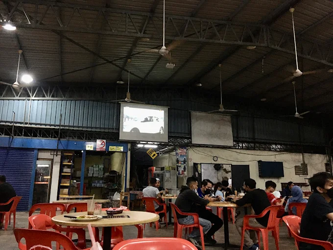 Medan Makanan Keladi - 12 Kedai Makan Malam Kulim | Alamat, Harga & Hidangan Istimewa Medan Makanan Keladi