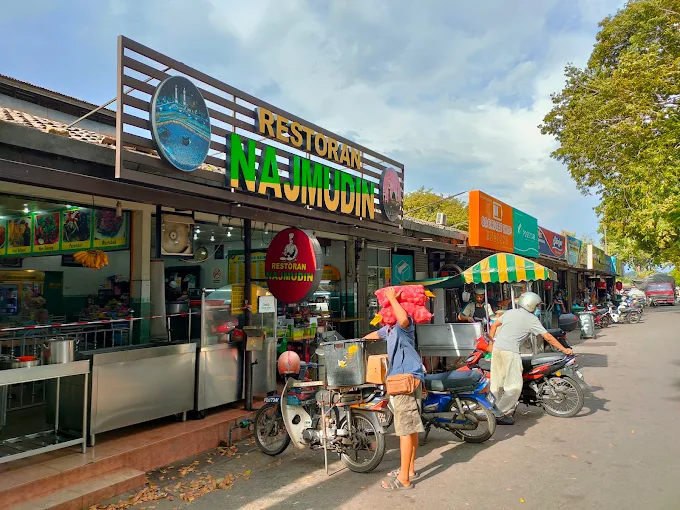 Nasi Kandar Najmudin - 15 Kedai Makan Malam Jerai | Alamat, Harga & Hidangan Istimewa Nasi Kandar Najmudin