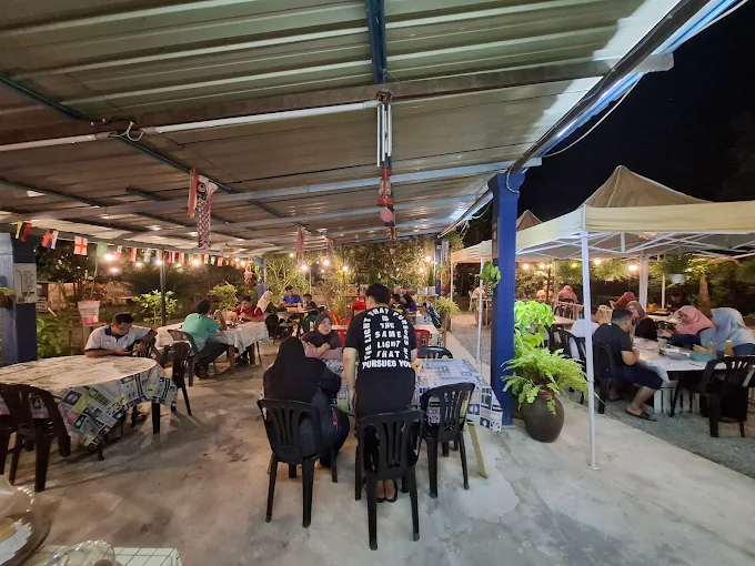 ROUTE 22 CAFE - 15 Kedai Makan Malam Yan | Alamat, Harga & Hidangan Istimewa ROUTE 22 CAFE