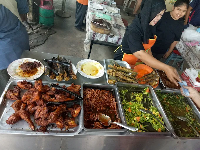 Warong Su Yang Daging Bakar - 10 Kedai Makan Tengahari Bukit Kayu Hitam | Alamat, Harga & Hidangan Istimewa Warong Su Yang Daging Bakar