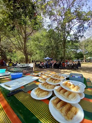 Apom Lenggang Pasar Kampung Berjaya - 10 Kedai Sarapan Pagi Kuala Kedah | Alamat, Harga & Hidangan Istimewa Apom Lenggang Pasar Kampung Berjaya