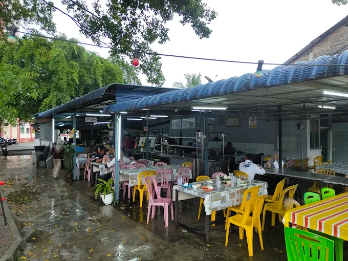 Idamanriah Cafe - 13 Kedai Sarapan Pagi Langkawi | Alamat, Harga & Hidangan Istimewa Idamanriah Cafe