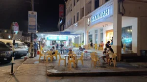 Makan Malam Batu Pahat