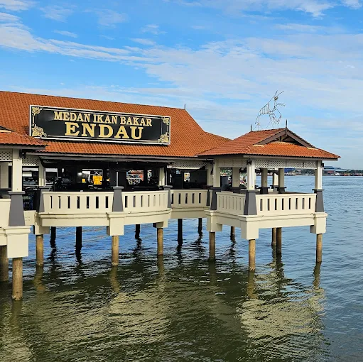 Medan Ikan Bakar Seafood Endau - 11 Kedai Makan Malam Endau | Alamat, Harga & Hidangan Istimewa Medan Ikan Bakar & Seafood Endau