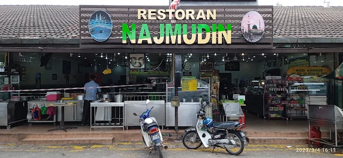 Nasi Kandar Najmudin - 13 Kedai Sarapan Pagi Kuala Muda | Alamat, Harga & Hidangan Istimewa Nasi Kandar Najmudin