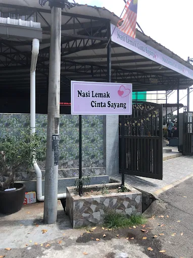 Nasi Lemak Cinta Sayang - 13 Kedai Sarapan Pagi Kuala Muda | Alamat, Harga & Hidangan Istimewa Nasi Lemak Cinta Sayang