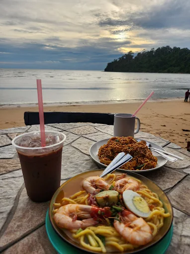 Usop Mee Udang Laut Pulau Sayak - 12 Kedai Makan Tengahari Kuala Muda | Alamat, Harga & Hidangan Istimewa Usop Mee Udang Laut Pulau Sayak
