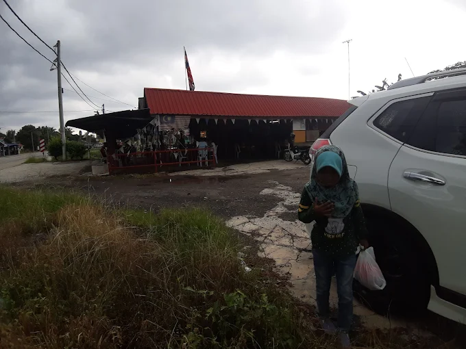 Warung Che Yah Sg. Lurus - 14 Kedai Makan Malam Senggarang | Alamat, Harga & Hidangan Istimewa Warung Che Yah Sg. Lurus