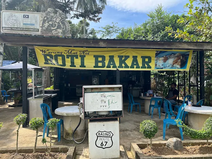 Warung Mat Noi Roti Bakar Route 67 - 14 Kedai Makan Tengahari Pokok Baling | Alamat, Harga & Hidangan Istimewa Warung Mat Noi Roti Bakar Route 67