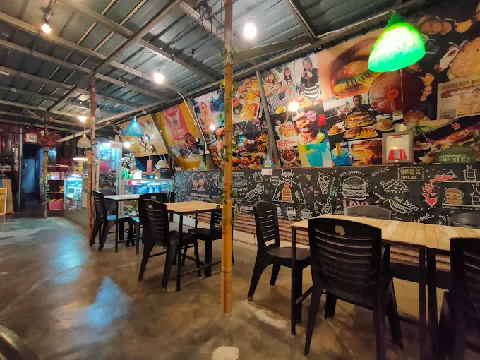 Bangpon Cafe Bistro - 15 Kedai Makan Malam Beseri | Alamat, Harga & Hidangan Istimewa Bangpon Cafe & Bistro