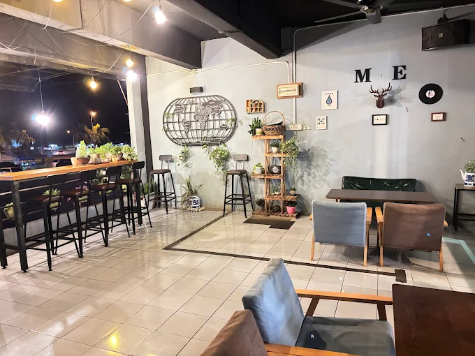 La Fame Cafe B Cafe - 13 Kedai Makan Malam Mukah | Alamat, Harga & Hidangan Istimewa La Fame Cafe (B' Cafe)