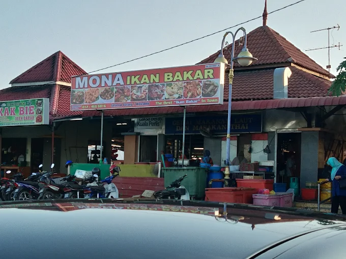 Medan Ikan Bakar Jeti Kuala Perlis - 14 Kedai Makan Tengahari Kuala Perlis | Alamat, Harga & Hidangan Istimewa Medan Ikan Bakar, Jeti Kuala Perlis