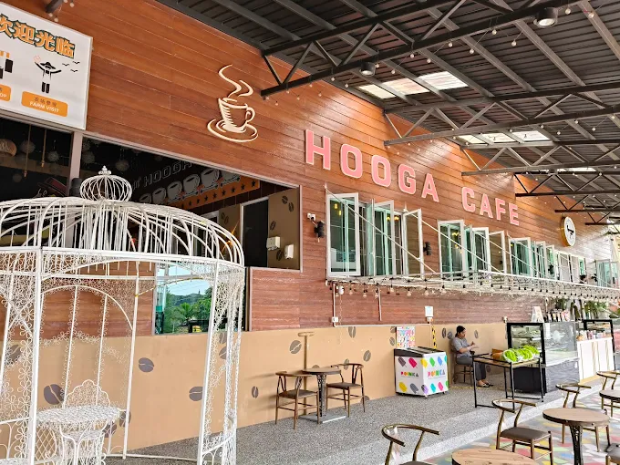 Hooga Café