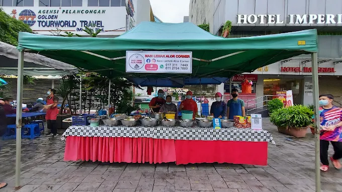 Nasi Lemak Alor Corner - 12 Port Nasi Lemak Bukit Bintang Viral dan Berbaloi Dicuba