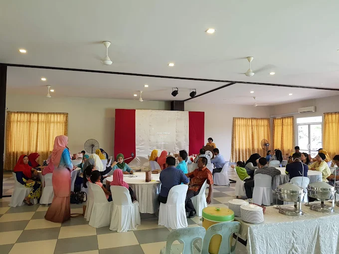 Rikaraya Seafood Restaurant - 15 Lokasi Makan Tengahari Kota Belud Terbaik Untuk Pengunjung Rikaraya Seafood Restaurant