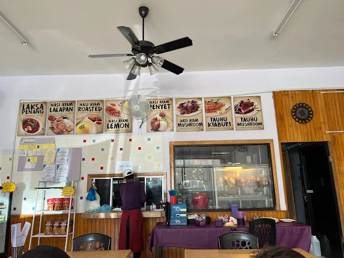 Kiaburi Chicken Rice