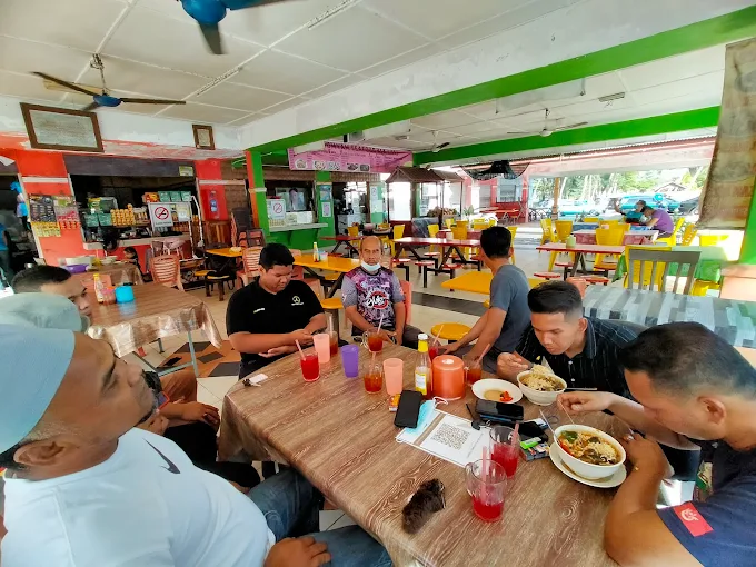 Ariffen Tomyam Thai Seafood