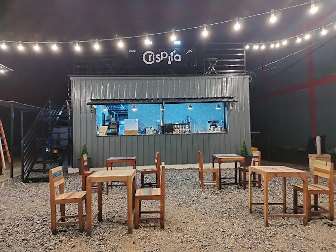 Crispia Cafe - 12 Tempat Makan Malam Rantau Panjang Terkenal Dengan Sajian Malam Beraroma dan Menggoda Crispia Cafe