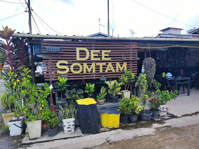 Dee Somtam Restaurant - 12 Tempat Makan Malam Rantau Panjang Terkenal Dengan Sajian Malam Beraroma dan Menggoda Dee Somtam Restaurant