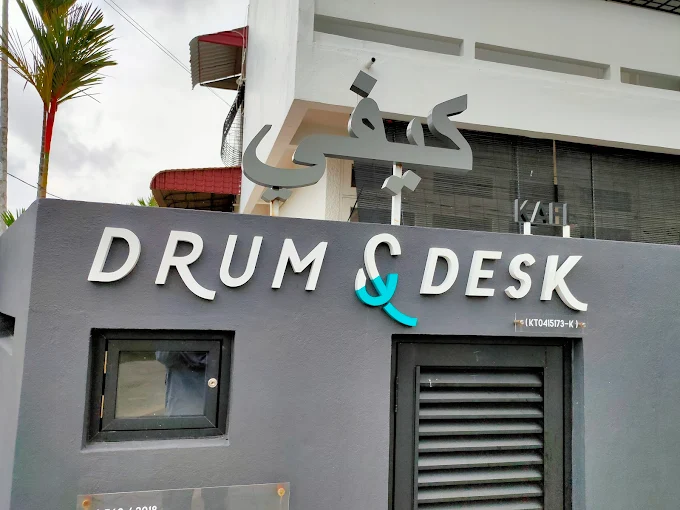 Drum & Desk