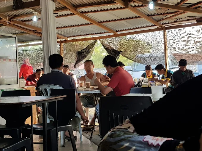 Gerai Sarapan Pagi Sebelah Substation - 14 Lokasi Sarapan Pagi Dungun Terkenal Dengan Menu Pagi Segar dan Berperisa Gerai Sarapan Pagi Sebelah Substation