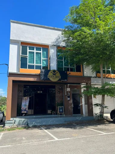 Golden Smoke Cafe - 10 Tempat Sarapan Pagi Jerteh Dengan Sajian Pagi Popular dan Mengenyangkan Golden Smoke Cafe