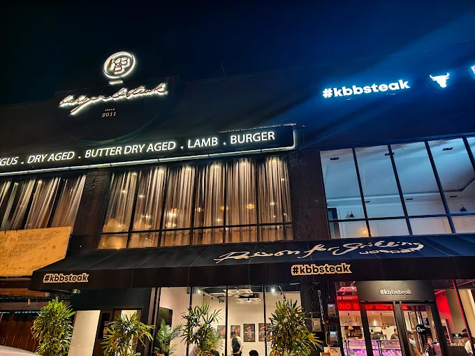 KBB Burger Steak Kelantan - 15 Destinasi Makan Malam Pengkalan Chepa Terkenal Dengan Sajian Malam Beraroma dan Menggamit Selera KBB Burger & Steak Kelantan