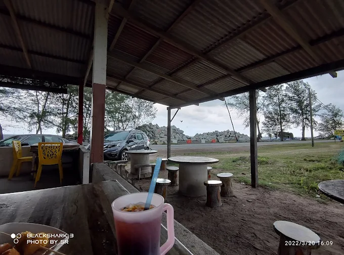 Kedai Makan Pak Hassan DSura - 14 Gerai Makan Tengahari Dungun Terkenal Dengan Menu Tempatan Berempah Sedap Kedai Makan Pak Hassan D’Sura