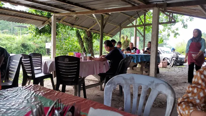 Kedai Mok Su Pucuk Ubi - 11 Destinasi Sarapan Pagi Lipis Dengan Pilihan Menu Pagi Ringkas dan Sedap Kedai Mok Su Pucuk Ubi