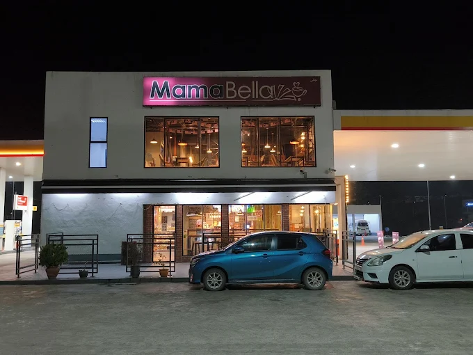 Mama Bella Cafe - 12 Lokasi Makan Malam Gua Musang Terkenal Dengan Sajian Malam Berempah dan Memikat Selera Mama Bella Cafe