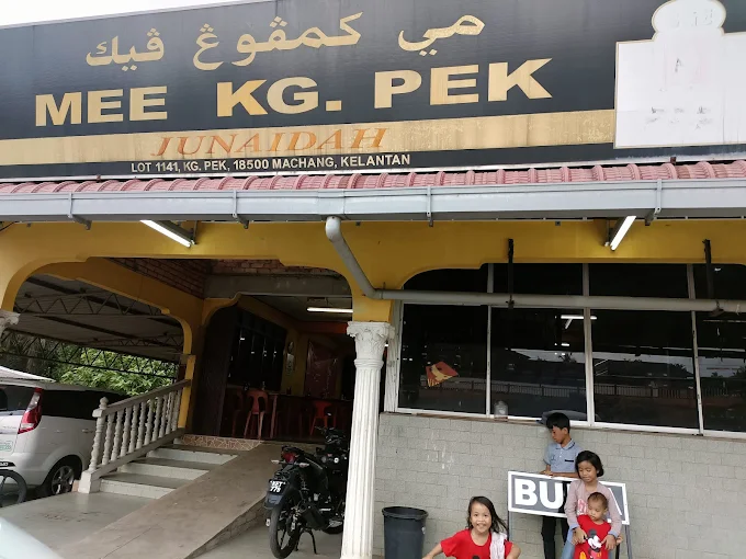 Mee Kampung Pek