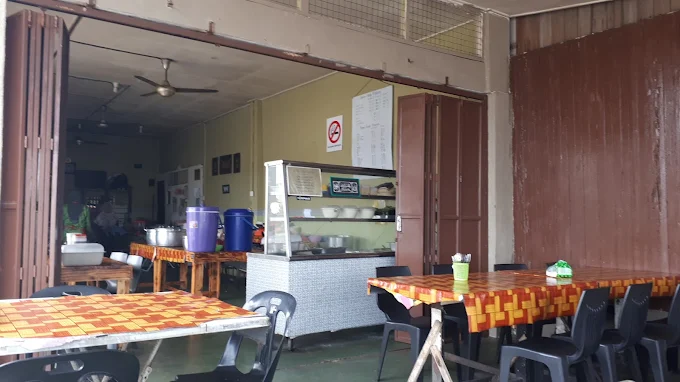 Nasi Dagang Sapa Malam Kedai Mek Jah - 14 Gerai Makan Tengahari Dungun Terkenal Dengan Menu Tempatan Berempah Sedap Nasi Dagang Sapa Malam (Kedai Mek Jah)