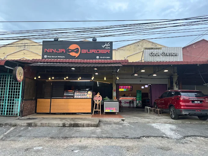 Ninja Burger & Coffee