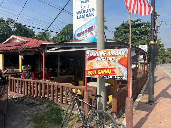 Warung Lambak Roti Canai Cherating - 12 Spot Sarapan Pagi Cherating Yang Menjanjikan Pagi Santai Berhampiran Pantai Warung Lambak Roti Canai Cherating