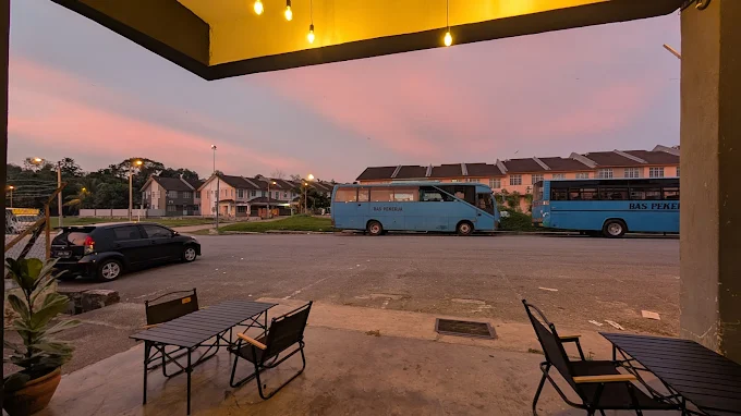 Coffee Banter Alor Gajah - 15 Tempat Makan Malam Alor Gajah Terbaik dan Popular Untuk Singgah Waktu Malam Coffee Banter