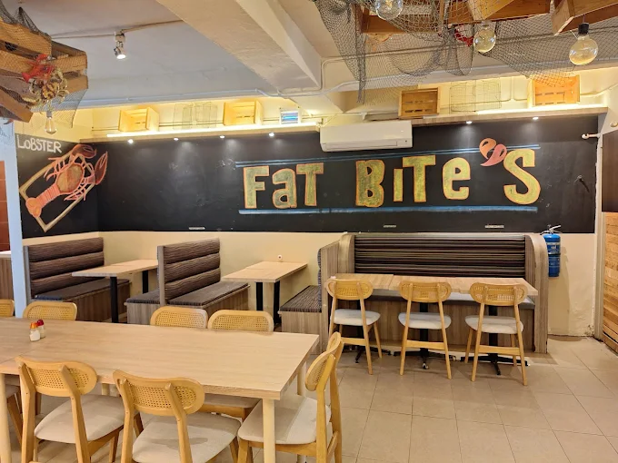 Fat bites restaurant - 11 Kedai Makan Malam Bukit Beruang Paling Sedap dan Popular Untuk Lepak Malam Fat bites restaurant