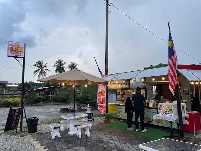 FryMasters Kok Lanas - 14 Gerai Makan Tengahari Ketereh Terkenal Dengan Sajian Lauk Kampung Penuh Rasa FryMasters Kok Lanas