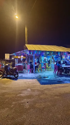 Kedai Makan Kak Tie Mee Celup
