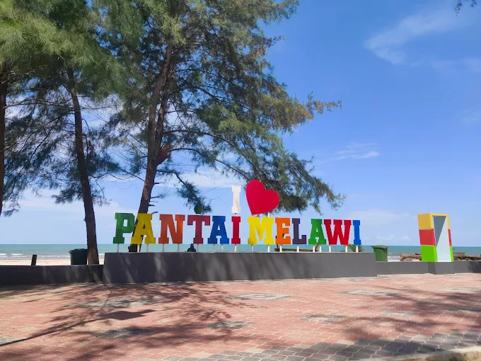 Kedai Makan Pantai Melawi