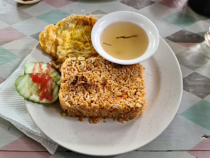 Like House Cafe Bistro - 15 Tempat Makan Malam Alor Gajah Terbaik dan Popular Untuk Singgah Waktu Malam Like House Cafe & Bistro