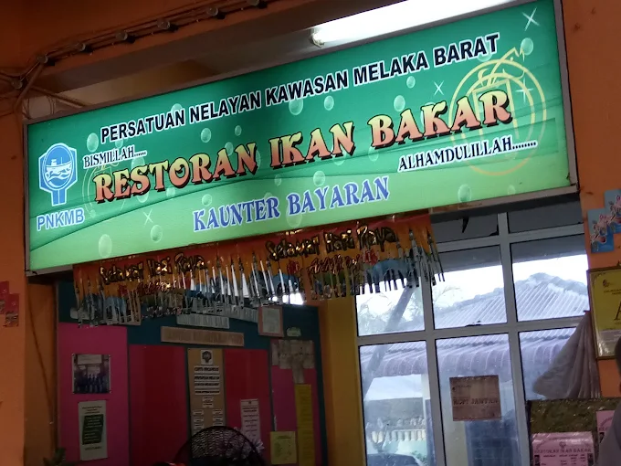 Restoran Ikan Bakar PNK Melaka Barat - 12 Tempat Makan Malam Masjid Tanah Paling Sedap dan Jadi Pilihan Ramai Waktu Malam Restoran Ikan Bakar PNK Melaka Barat