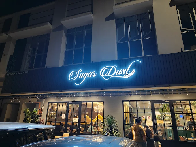 Sugar Dust Cafe - 15 Tempat Makan Malam Alor Gajah Terbaik dan Popular Untuk Singgah Waktu Malam Sugar Dust Cafe