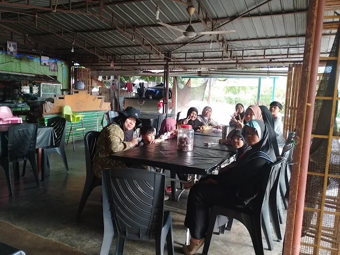 Umairah Tomyam Cabang 4 Kuala Balah