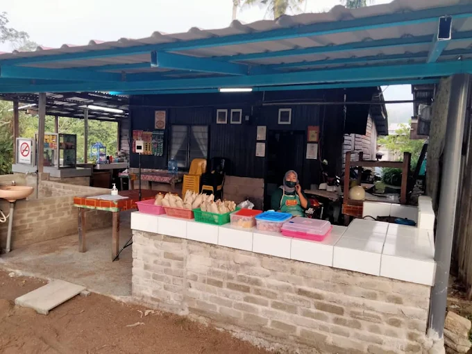 Warung Baqi Adamia Daniyal23