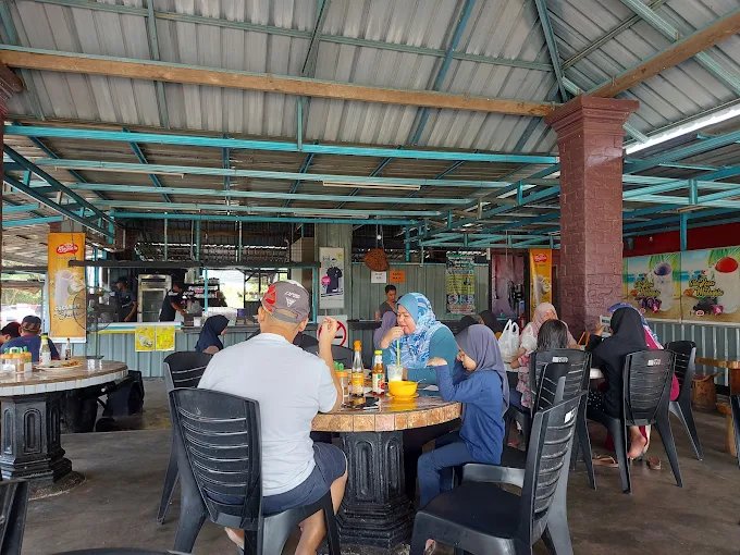 Warung Kurnia Ibu Baru Coconut Shake
