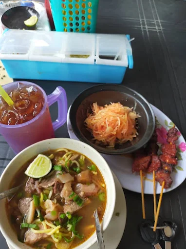 Warung Pok Muda Seri - 14 Gerai Makan Tengahari Ketereh Terkenal Dengan Sajian Lauk Kampung Penuh Rasa Warung Pok Muda Seri